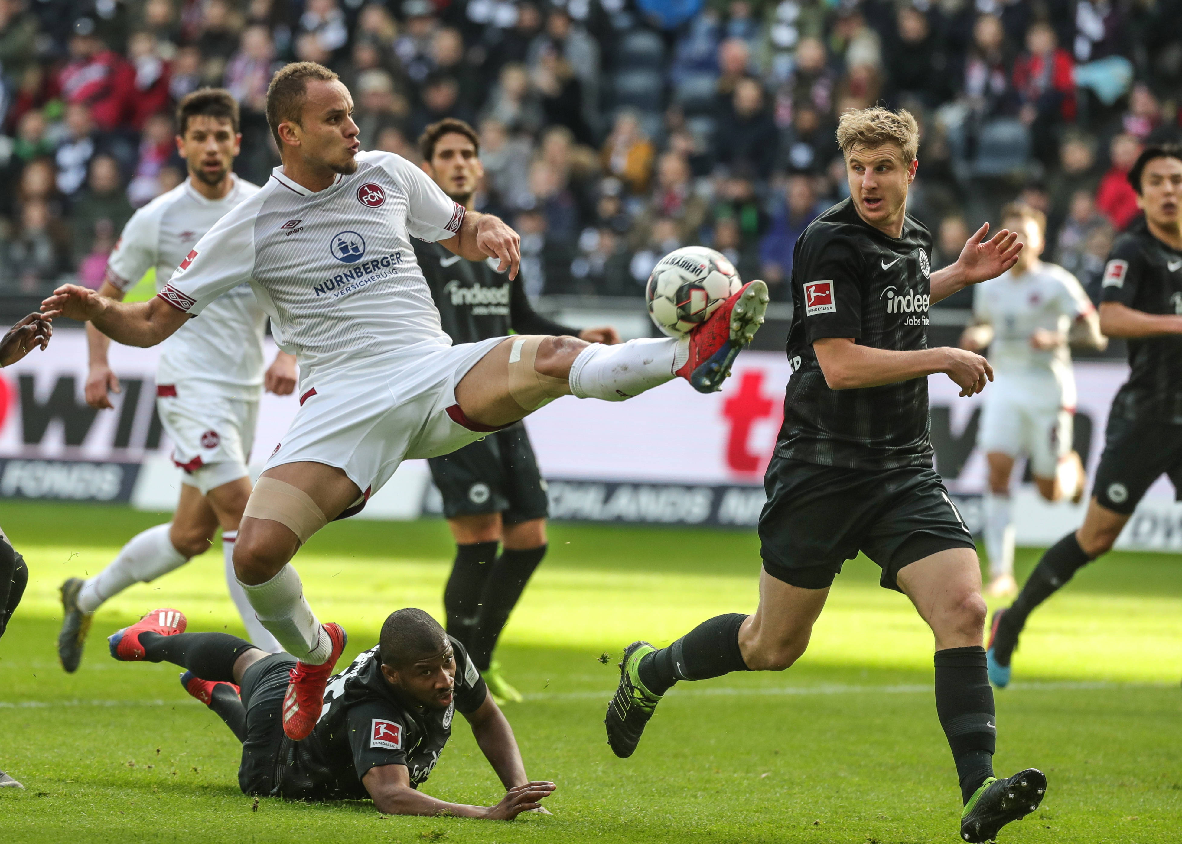 成都客战神户：韦世豪、周定洋先发，胡荷韬、杨明洋出战（成都客场挑战神户：韦世豪、周定洋首发，胡荷韬、杨明洋登场）