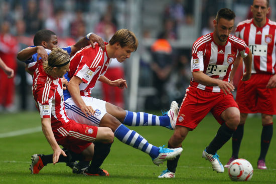 梅西助攻帽子戏法再次爆红全网（梅西上演助攻帽子戏法，再度引爆全网）