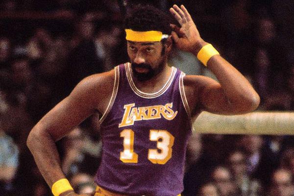 天空体育：米兰就引进努涅斯与利物浦进行初步接触（天空体育：AC米兰已就努涅斯转会与利物浦开启初步对话）