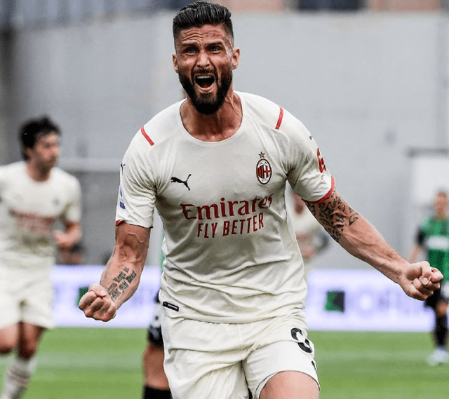 萨拉赫宣布与斯洛特关系破裂，访谈内容公开，或遗憾告别利物浦（萨拉赫公开与斯洛特决裂，访谈披露细节，或无奈告别利物浦）