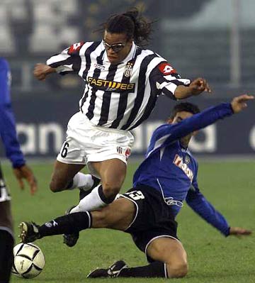 德国U21主帅：不担心失去卡尔，他去成年国家队我就完成任务（德国U21主帅：不担心卡尔升入成年队，那意味着我已完成使命）