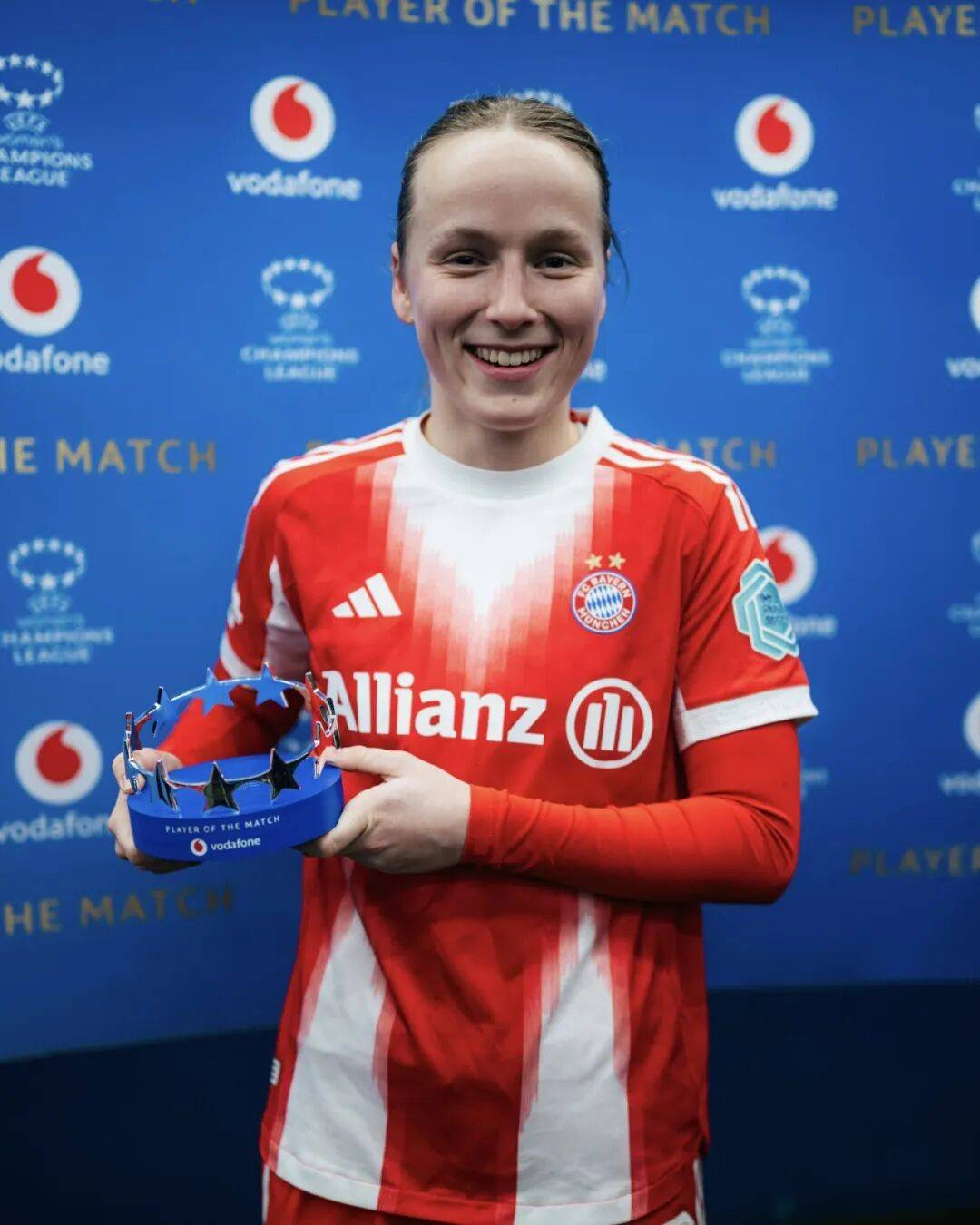 斯内德：姆巴佩会赢得2026年金球奖；没有人效力皇马时想离开（斯内德：看好姆巴佩夺2026金球；在皇马时没人想离队）