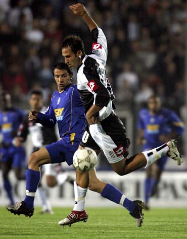 意天空：劳塔罗已返回米兰，即将归队参加训练备战米兰德比（意媒：劳塔罗已回米兰，近期将与球队合练迎战米兰德比）