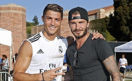 斯基拉：尤文派球探考察意大利20岁右后卫帕莱斯特拉（斯基拉：尤文已派球探考察20岁意大利右后卫帕莱斯特拉）