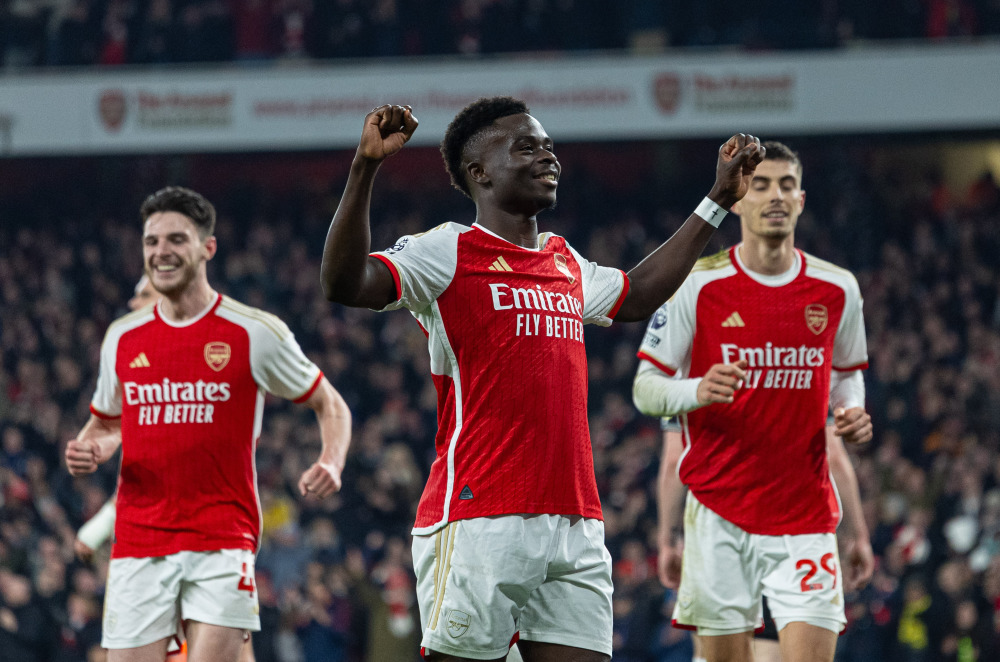 那一瞬间，防线彻底乱了（顷刻间，防线彻底瓦解）