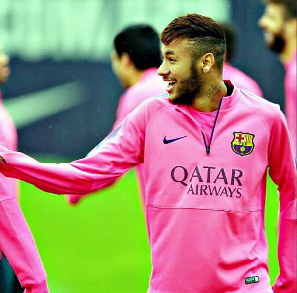 半场战报：弗赖堡2-0美因茨，格里福建功，库布勒破门（半场速报：弗赖堡2-0领先美因茨，格里福与库布勒先后破门）