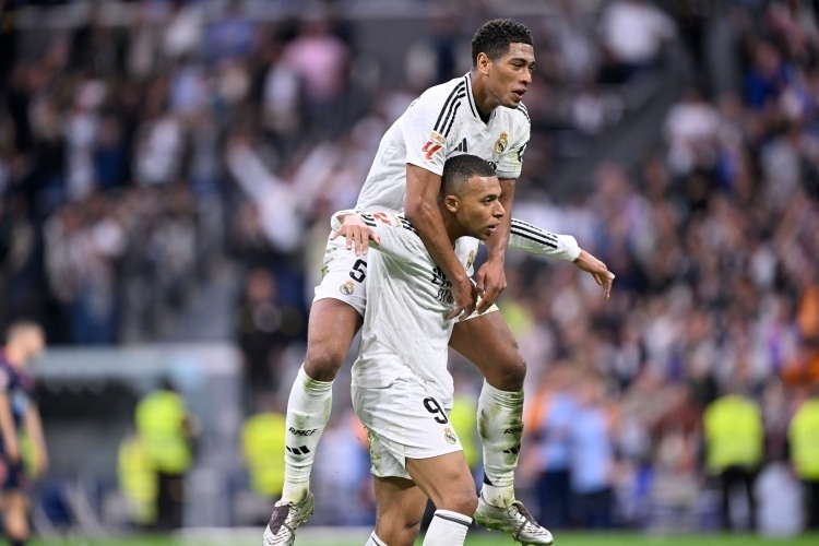 篮球火箭球迷热议球队新战术布置（火箭球迷热议球队最新战术安排）