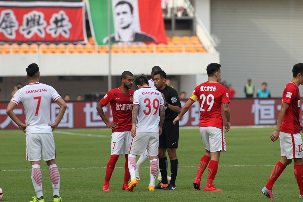 7分钟闪击，为那不勒斯自1989年以来意甲对尤文最快进球（开场7分钟闪击，那不勒斯创1989年来对尤文最快意甲进球）