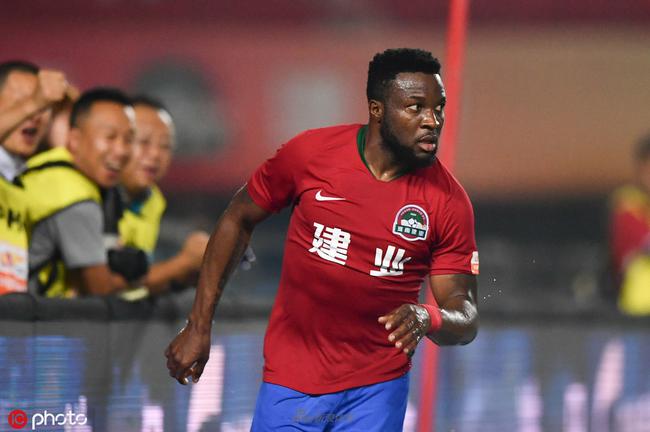 每体：已有323名巴萨会员转卖门票给法鹰球迷，这些票将作废（每体：查出323名巴萨会员向法鹰球迷转售球票，所涉门票将作废）