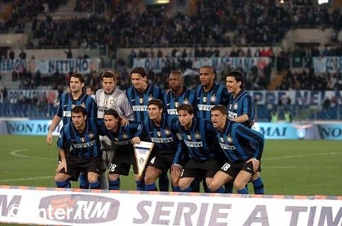 罗伊斯重返多特主场，俱乐部官方社媒发文欢迎（罗伊斯再临多特主场，俱乐部官方社媒发帖欢迎）